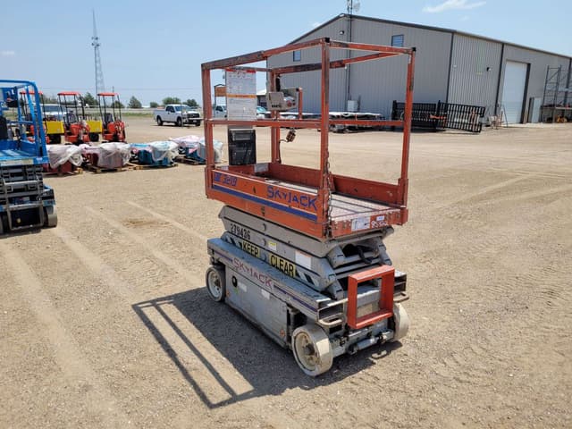Image of Sky Jack SJIII3219 equipment image 2