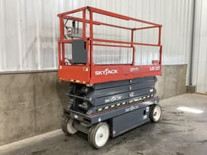 2019 Sky Jack SJIII3226 Image
