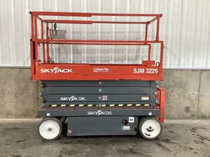 2019 Sky Jack SJIII3226 Image