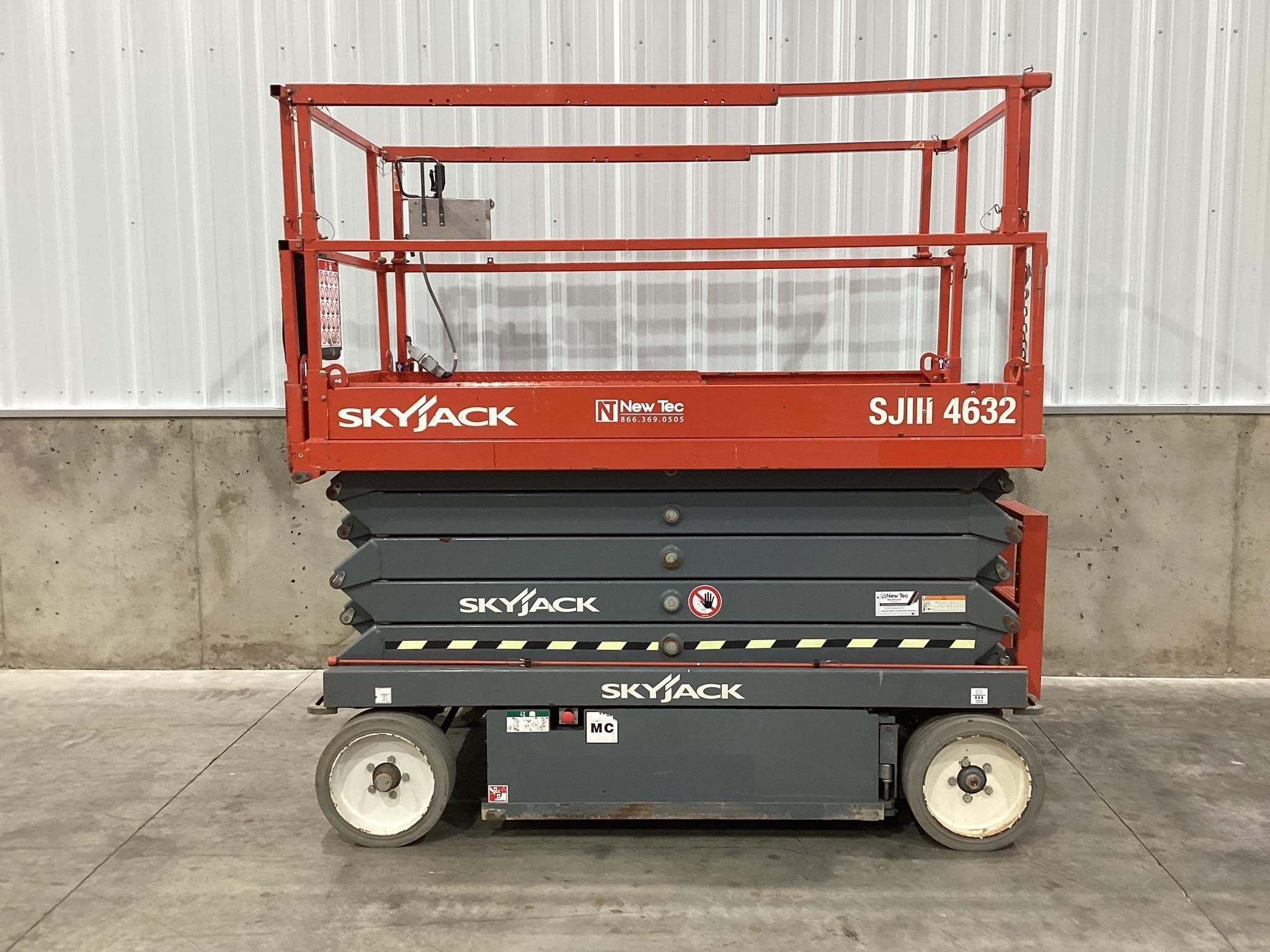 2017 Sky Jack SJIII4632 Equipment Image0