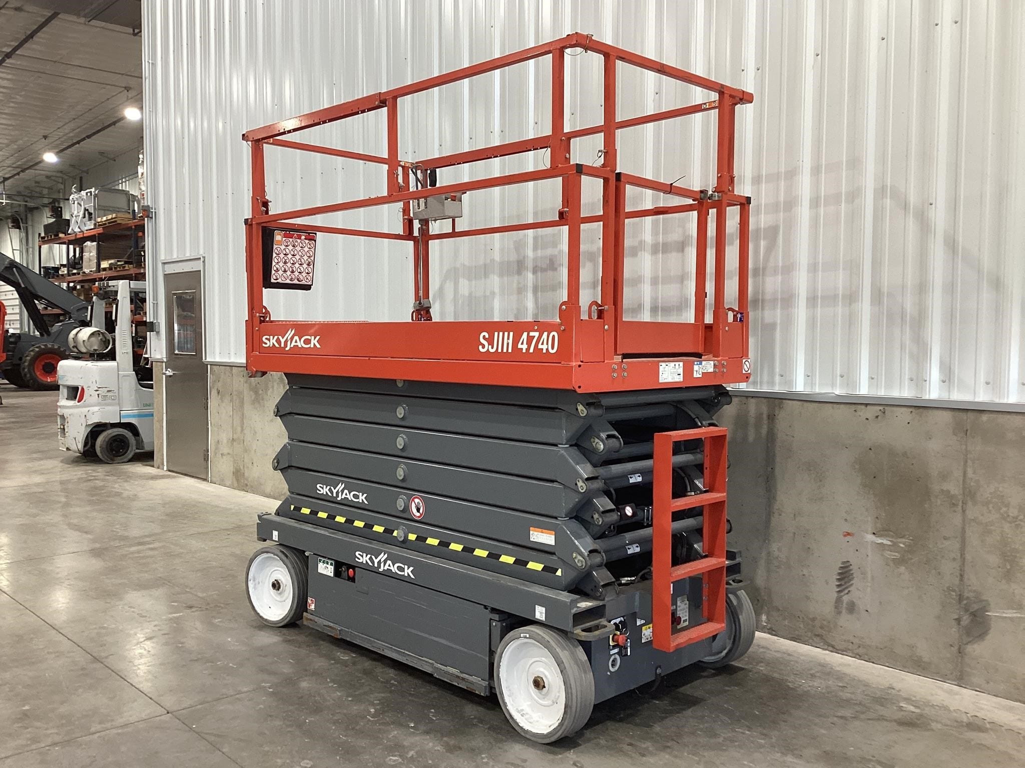 2018 Sky Jack SJIII4740 Equipment Image0