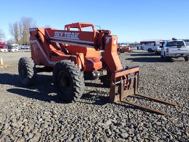 Image of Skytrak 6036 equipment image 2