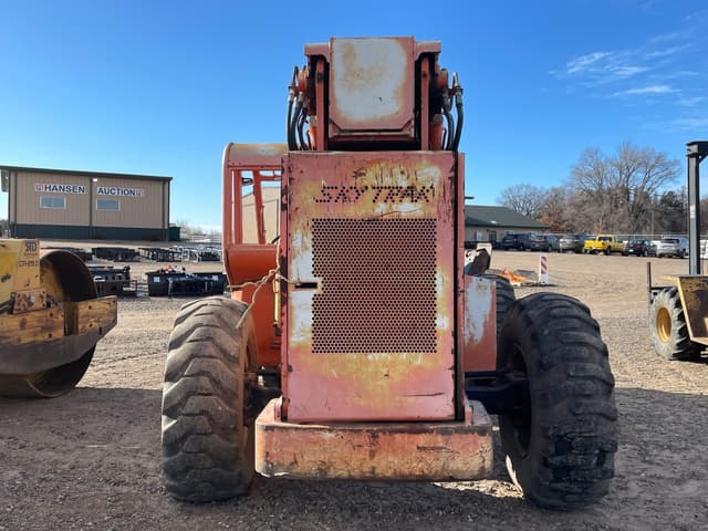 Image of Skytrak 10054 equipment image 2