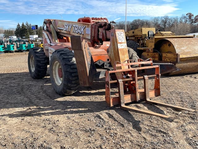 Image of Skytrak 10054 equipment image 4