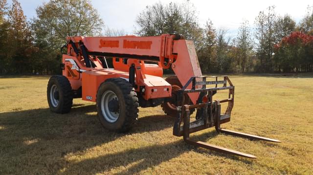 Image of Skytrak 6042 equipment image 2