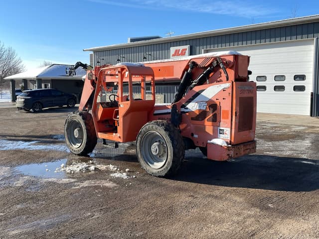 Image of Skytrak 8042 equipment image 2