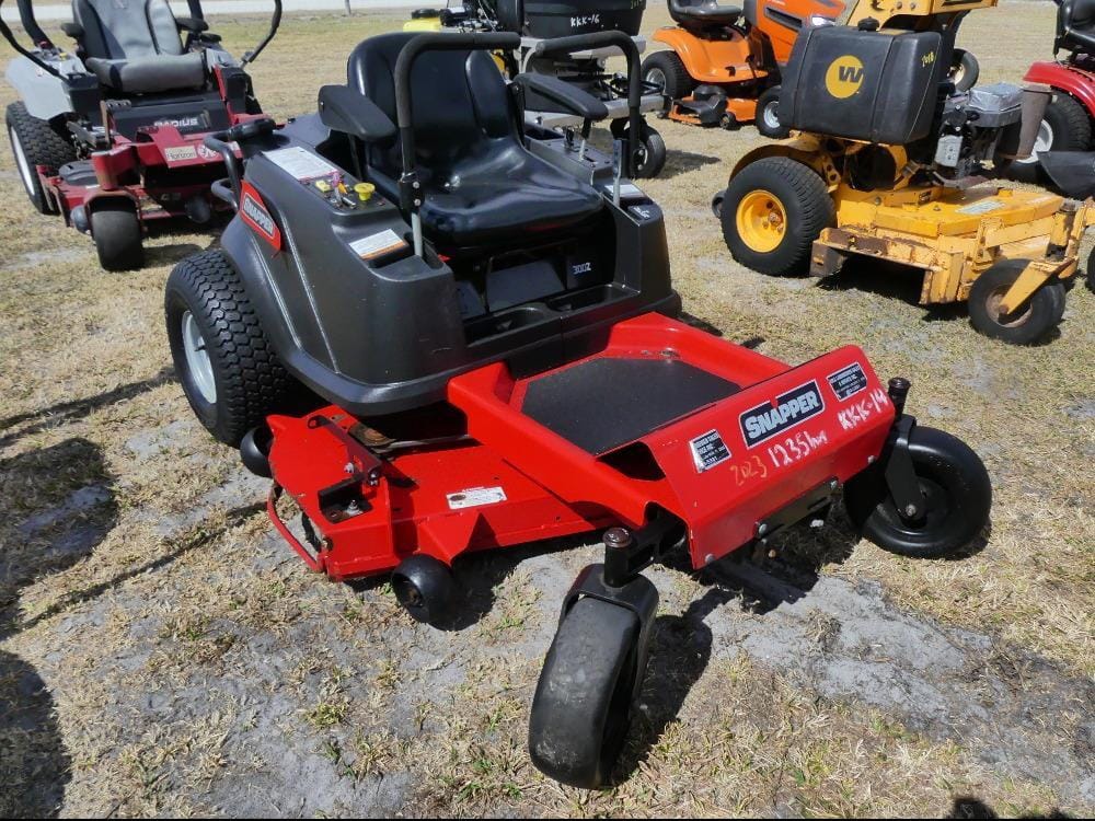 Snapper 300Z Equipment Image0