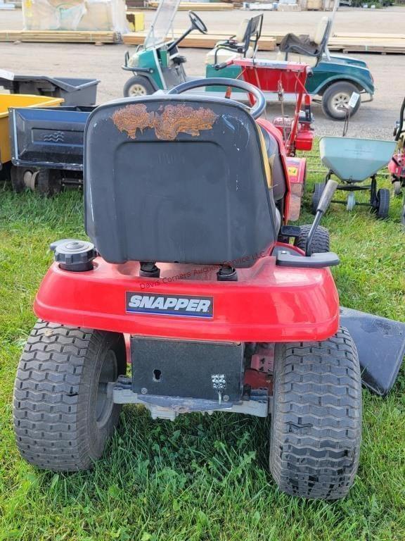 Image of Snapper LT200 equipment image 2