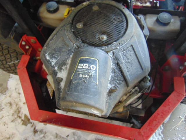 Image of Snapper Pro S200XT equipment image 4