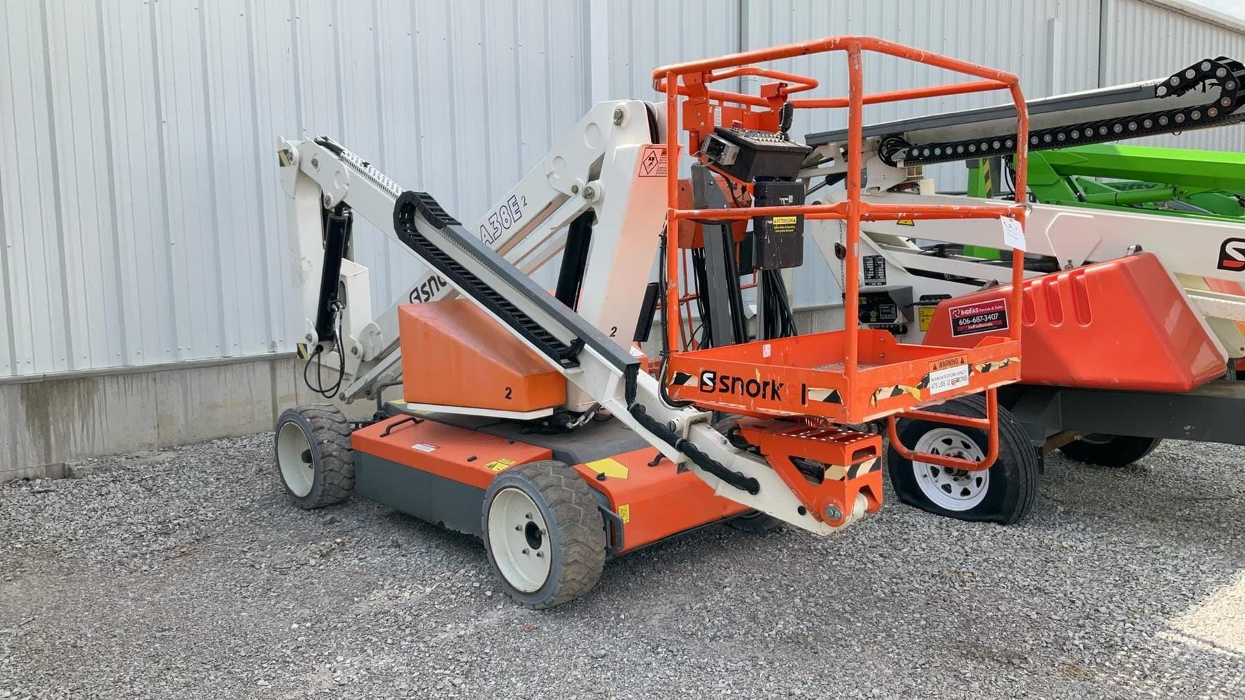 2019 Snorkel A38E Equipment Image0