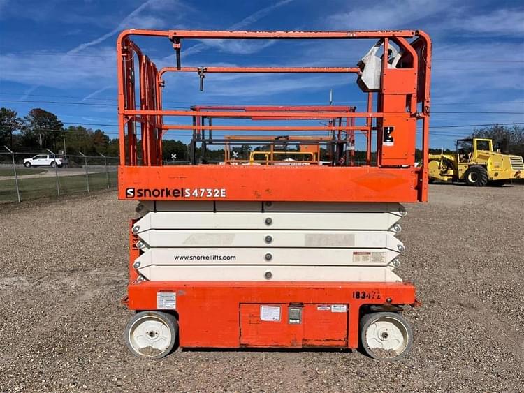 Snorkel S4732E Construction Aerial Lifts for Sale | Tractor Zoom