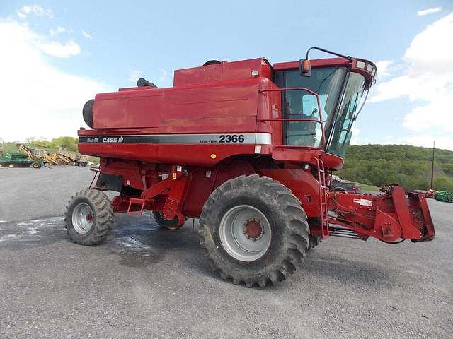 Image of Case IH 2366 equipment image 2