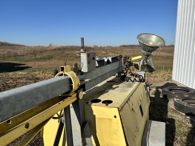 Image of Specialty Lighting BTK64MH equipment image 3