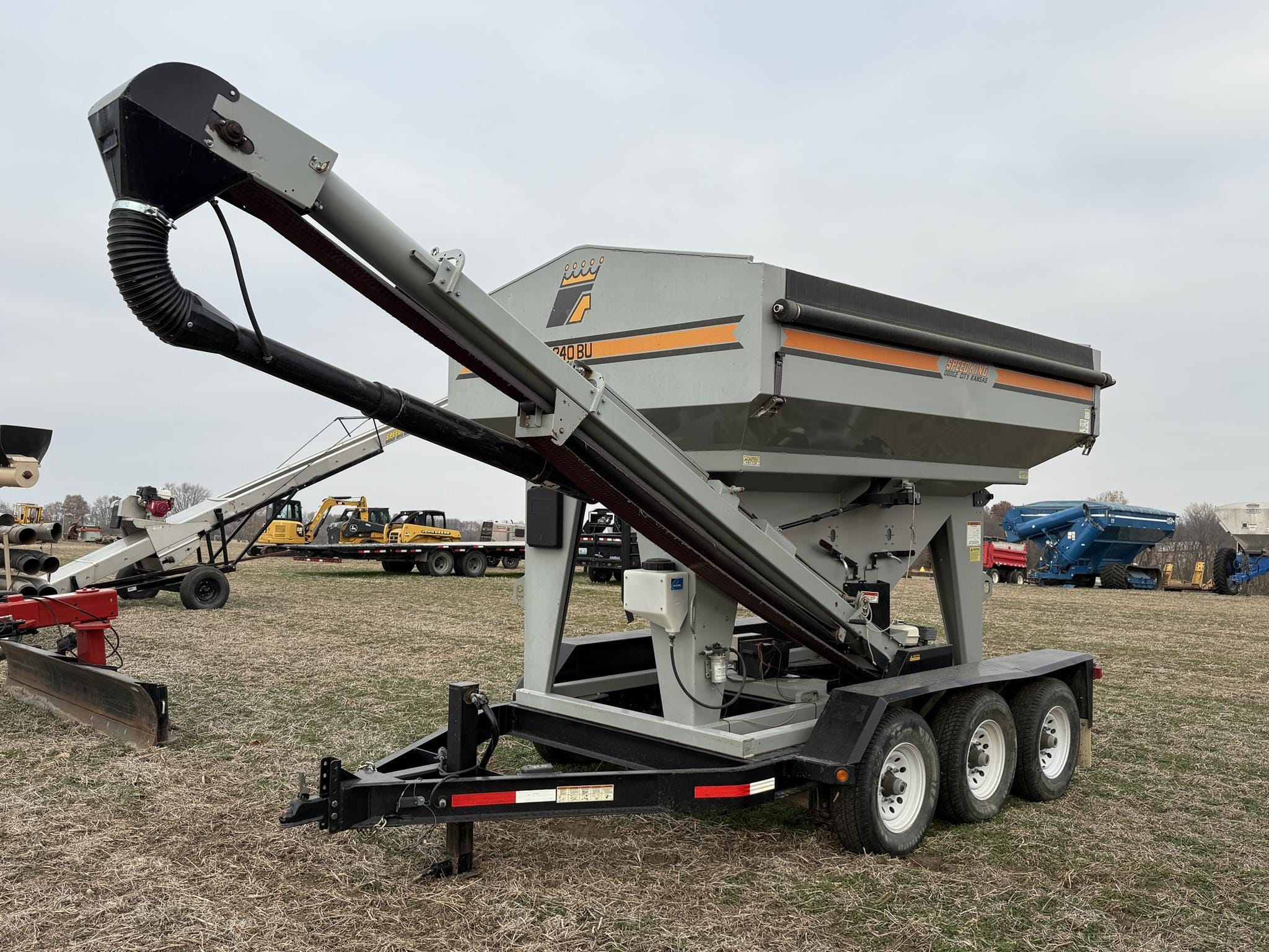 Speed King 240 Equipment Image0