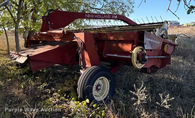 Image of New Holland 114 equipment image 4