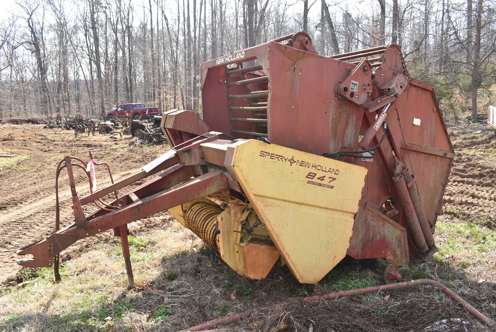 New Holland 847 Equipment Image0