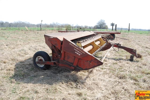 Image of New Holland 489 equipment image 4
