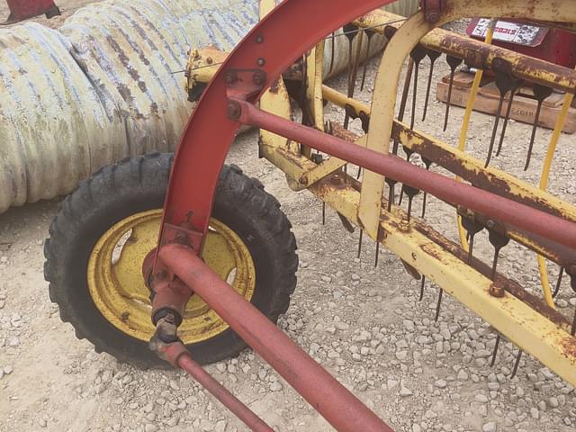 Image of New Holland Rolabar 256 equipment image 3
