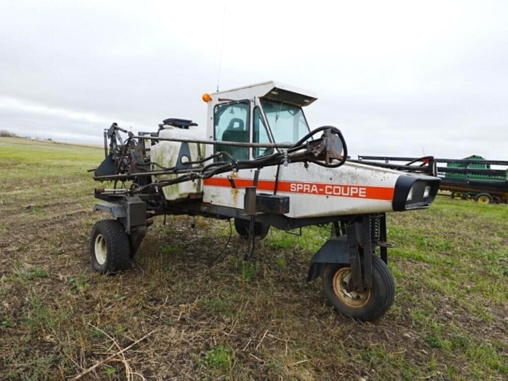 Spra-Coupe 220 Equipment Image0