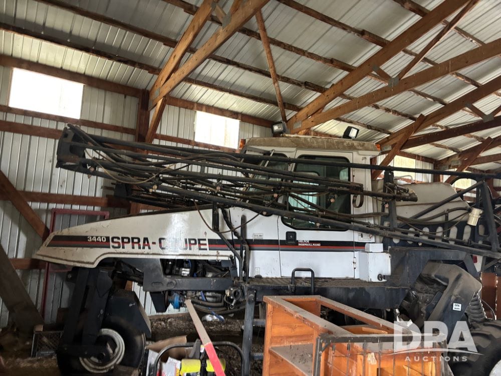 Spra-Coupe 3440 Equipment Image0