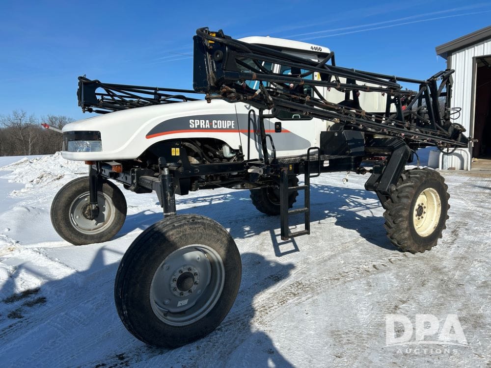Spra-Coupe 4460 Equipment Image0