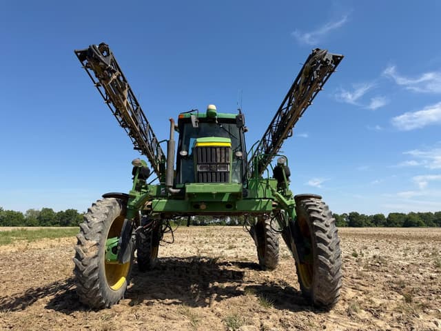 Image of John Deere 4710 equipment image 3