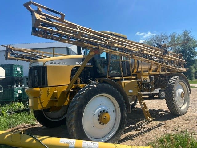 2007 RoGator SS874 Equipment Image0