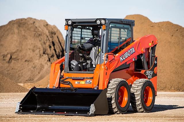 Image of Kubota SSV65 equipment image 4