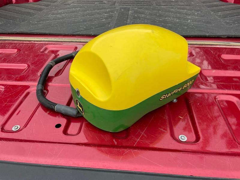 Image of John Deere StarFire 6000 Primary image