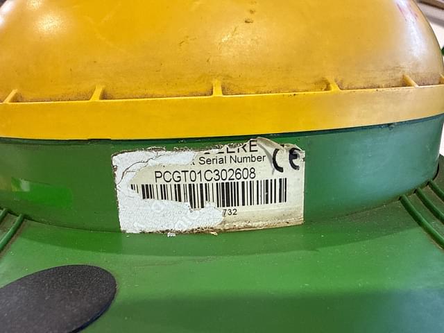 Image of John Deere StarFire iTC equipment image 4