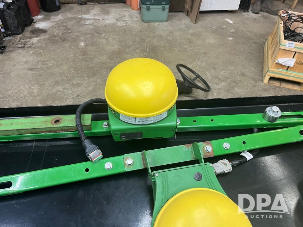 John Deere StarFire 3000 Equipment Image0