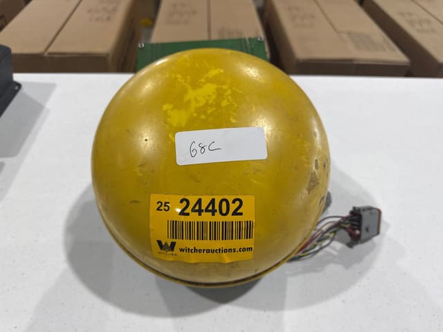 Image of John Deere StarFire 3000 equipment image 2