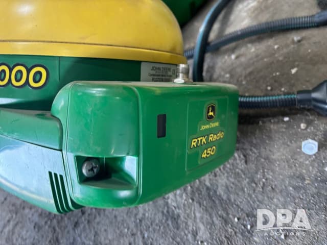 Image of John Deere StarFire 3000 equipment image 1