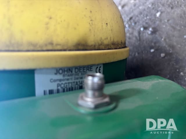 Image of John Deere StarFire 3000 equipment image 2