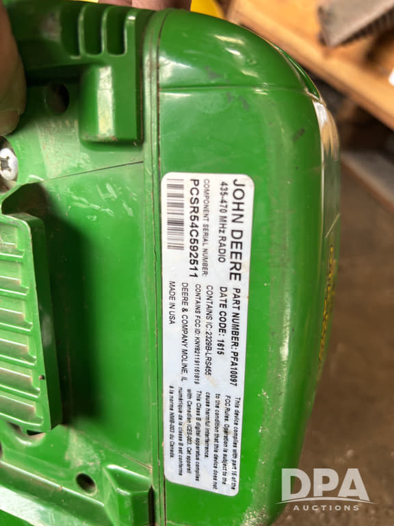 Image of John Deere StarFire 3000 equipment image 2