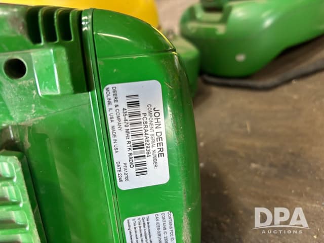 Image of John Deere StarFire 3000 equipment image 2