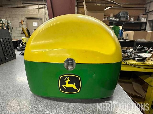 Image of John Deere StarFire 6000 equipment image 1