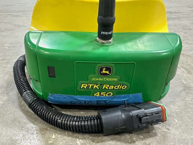 Image of John Deere StarFire 6000 equipment image 2