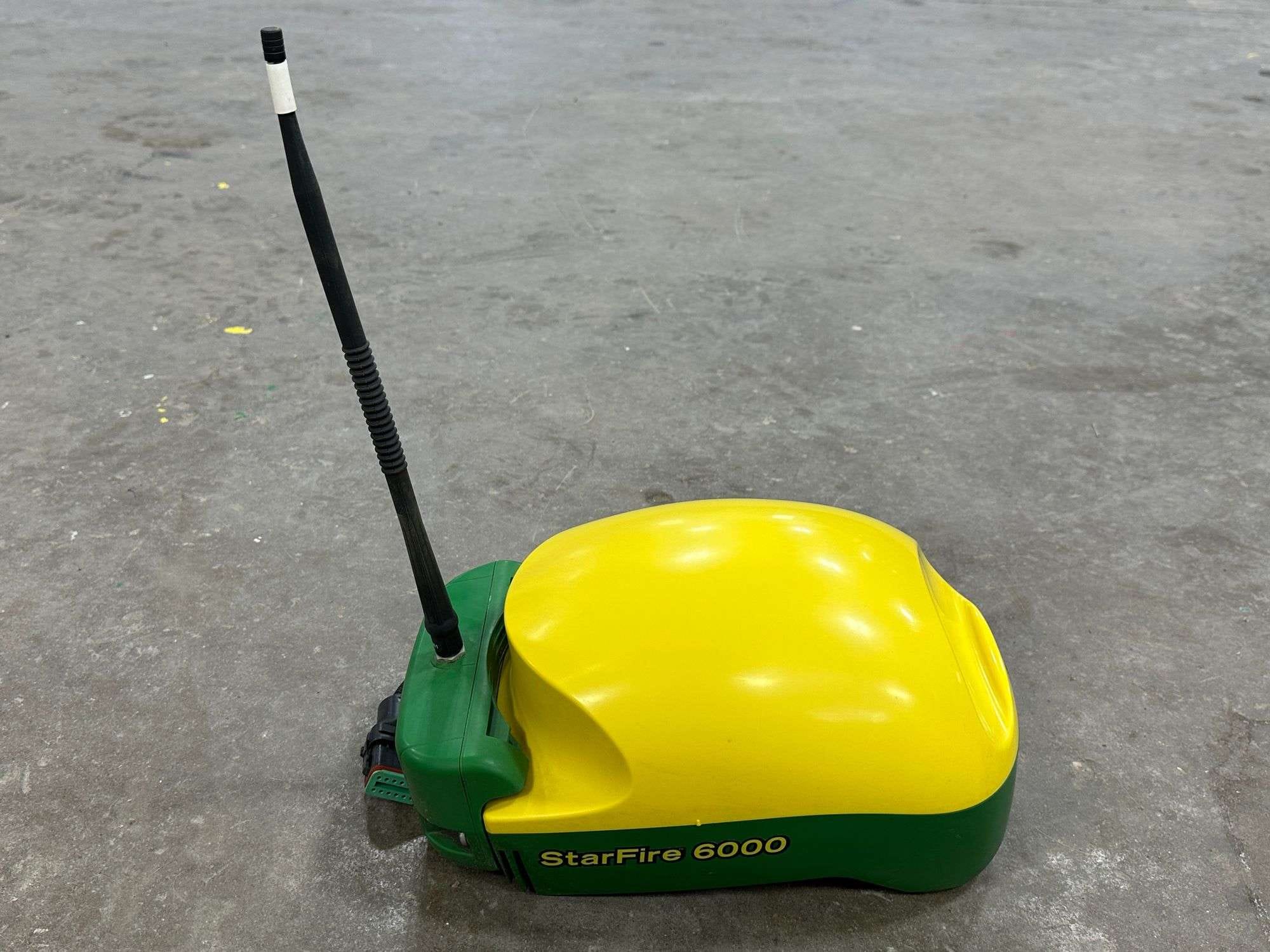 John Deere StarFire 6000 Equipment Image0