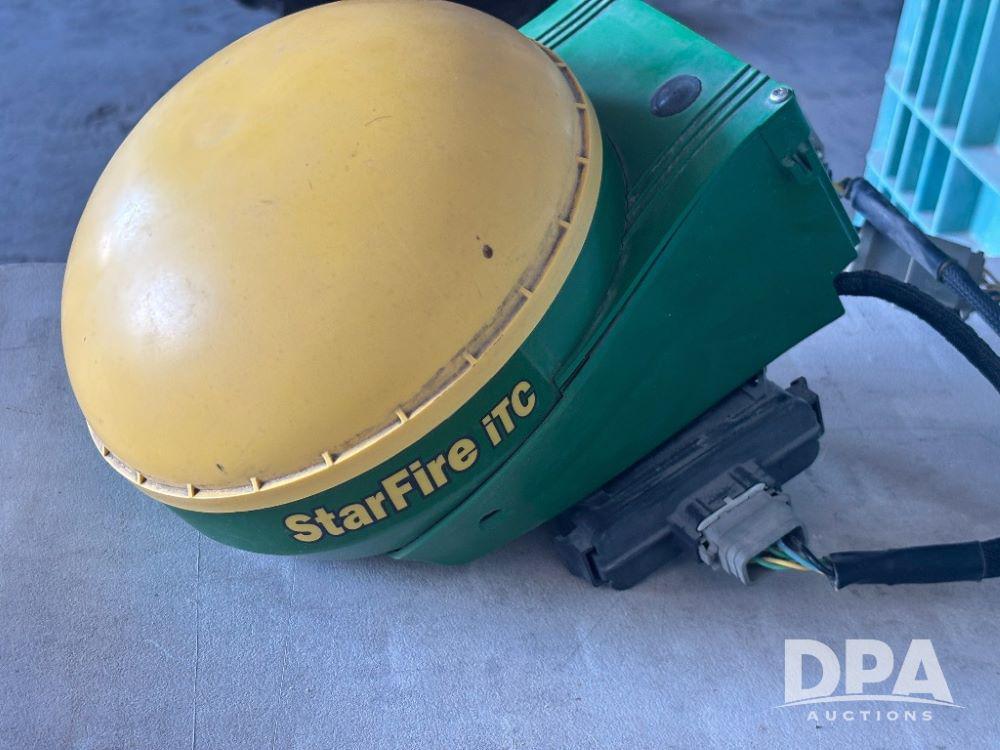 Image of John Deere StarFire iTC Primary image