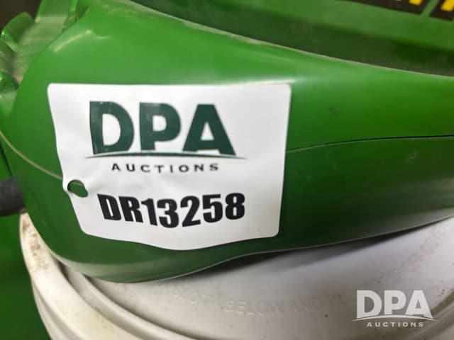 Image of John Deere StarFire 3000 equipment image 4