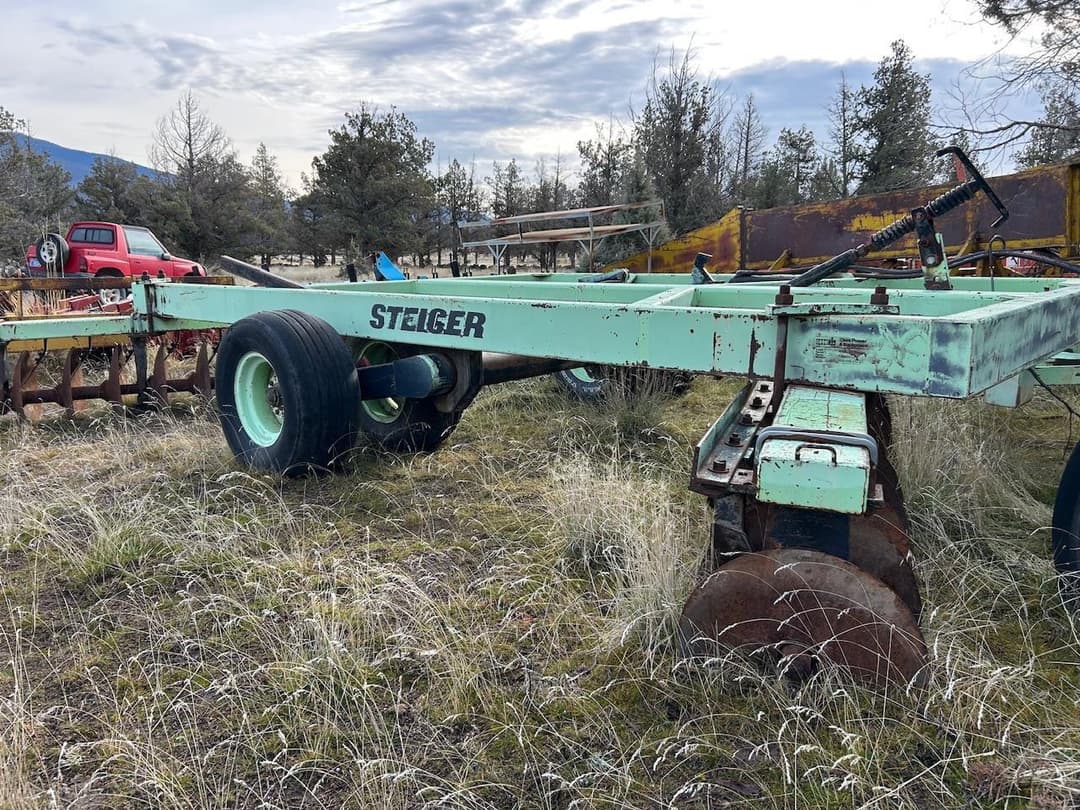 Image of Steiger 1715 Primary image