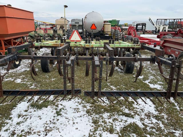 Image of Steiger 2209 equipment image 2