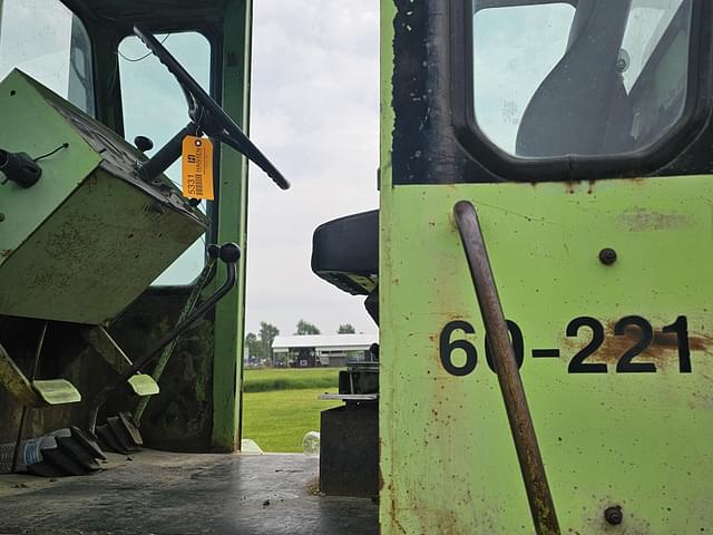 Image of Steiger Bearcat equipment image 4
