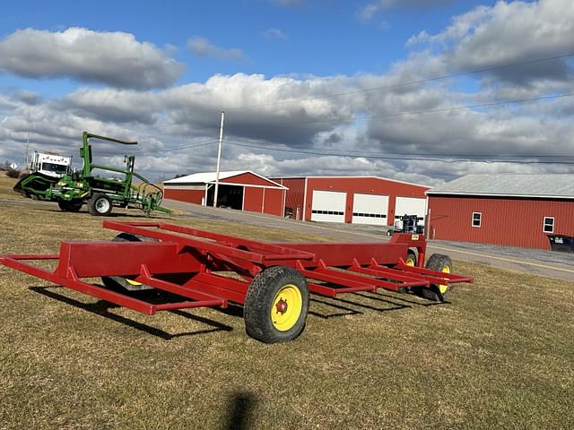 Image of Stoltzfus Bale Carrier equipment image 3