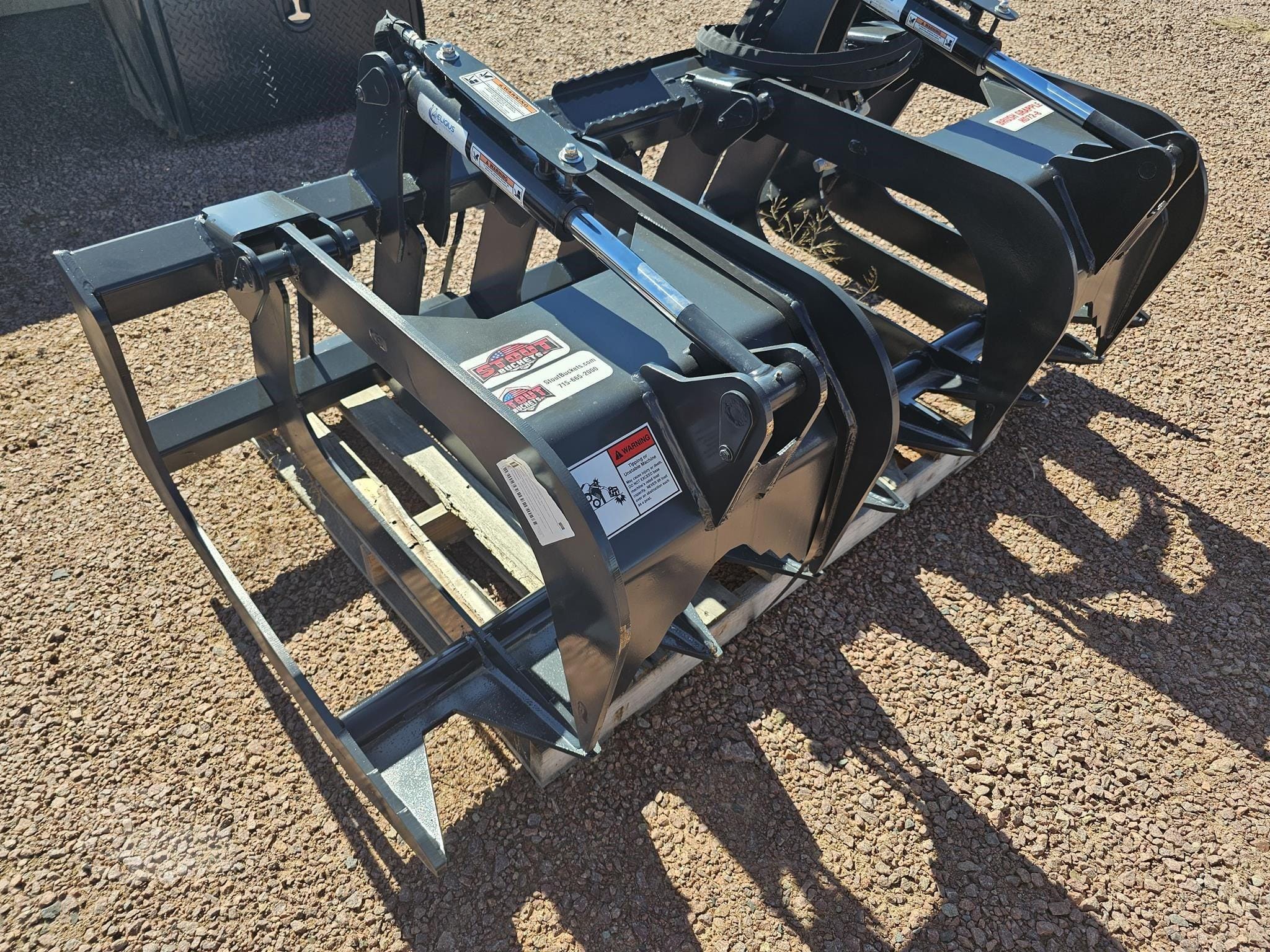 Stout HD72-8 Equipment Image0