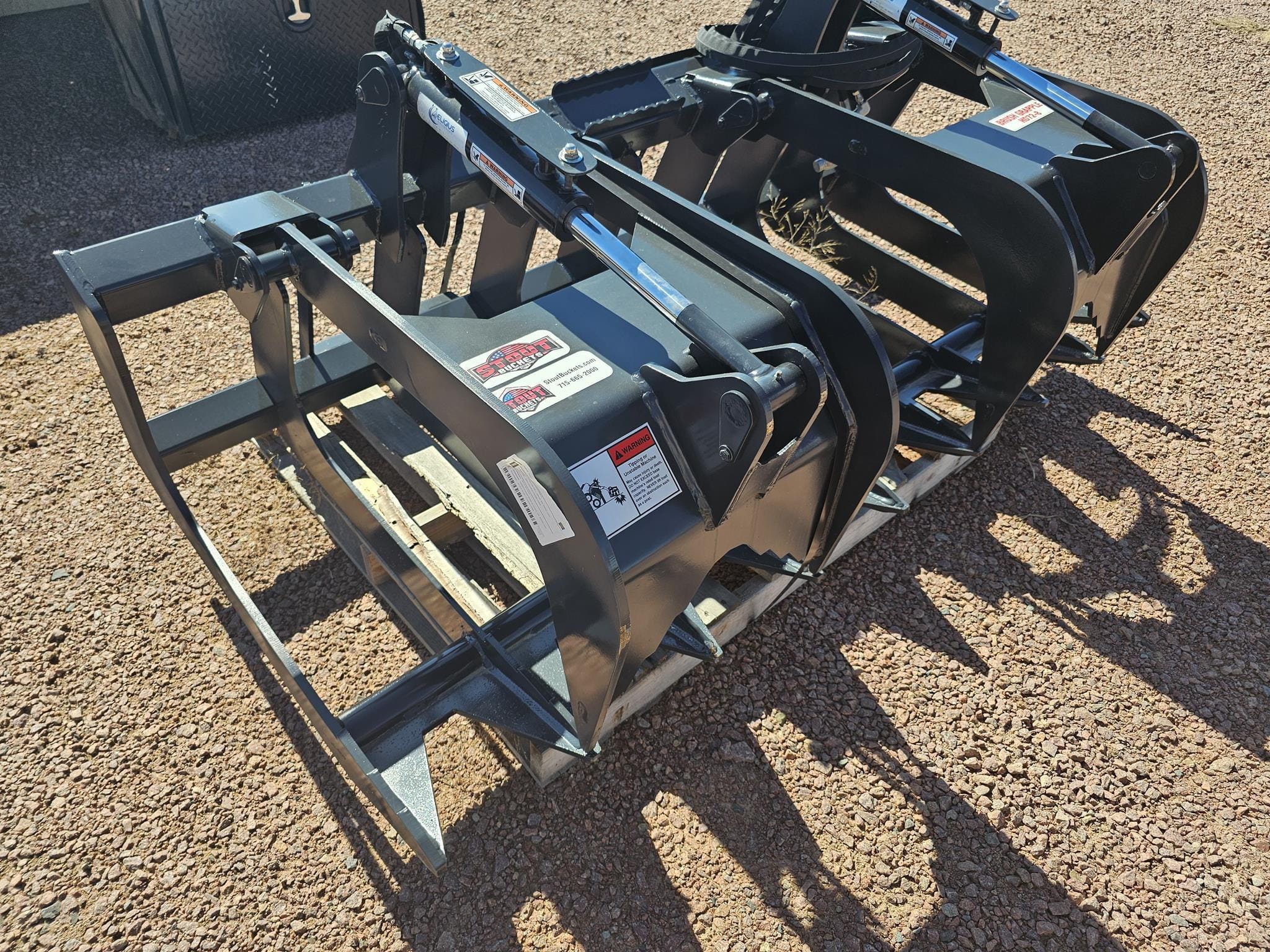 Stout HD72-8 Equipment Image0