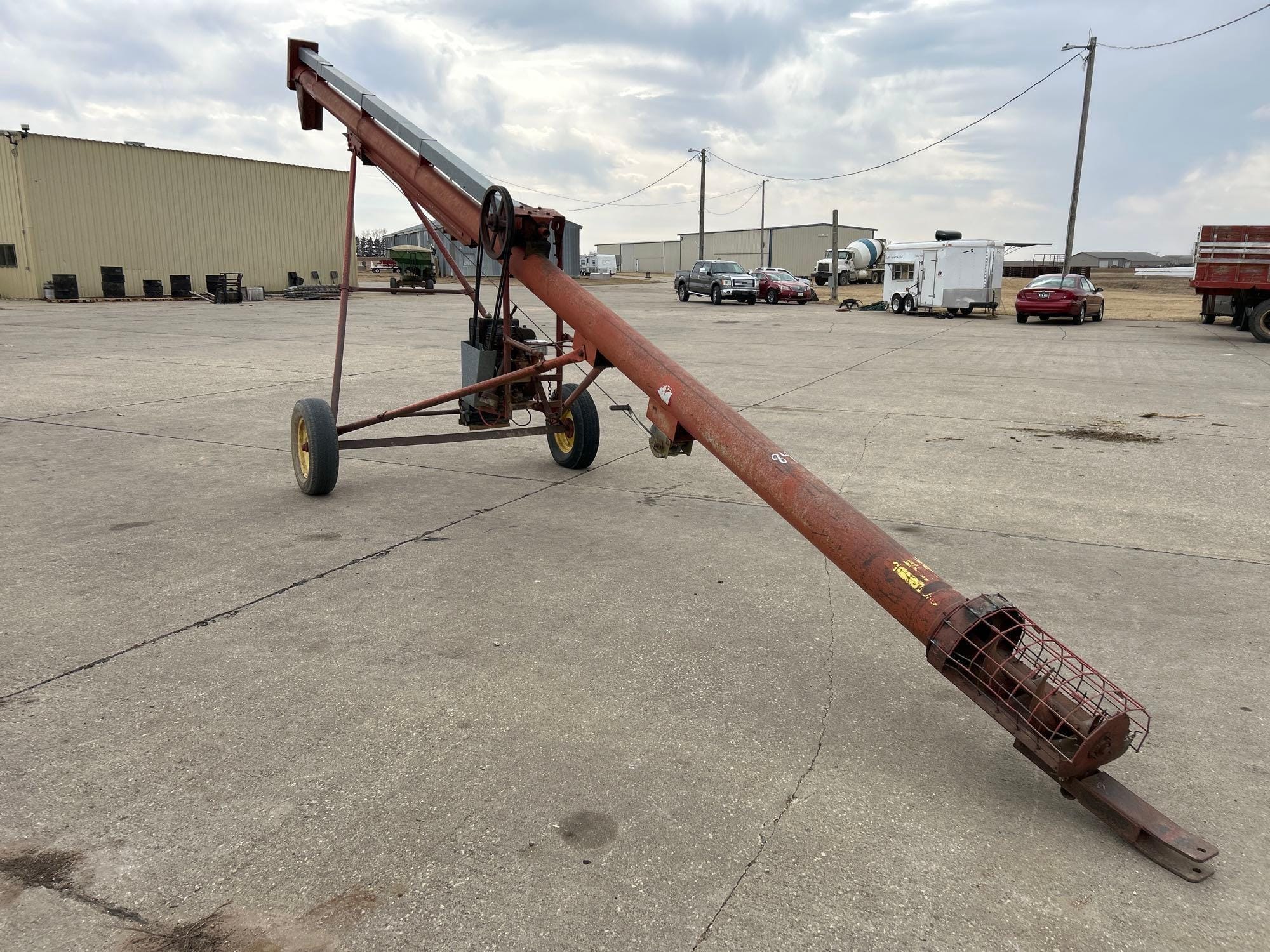 Sudenga 8x30 Equipment Image0