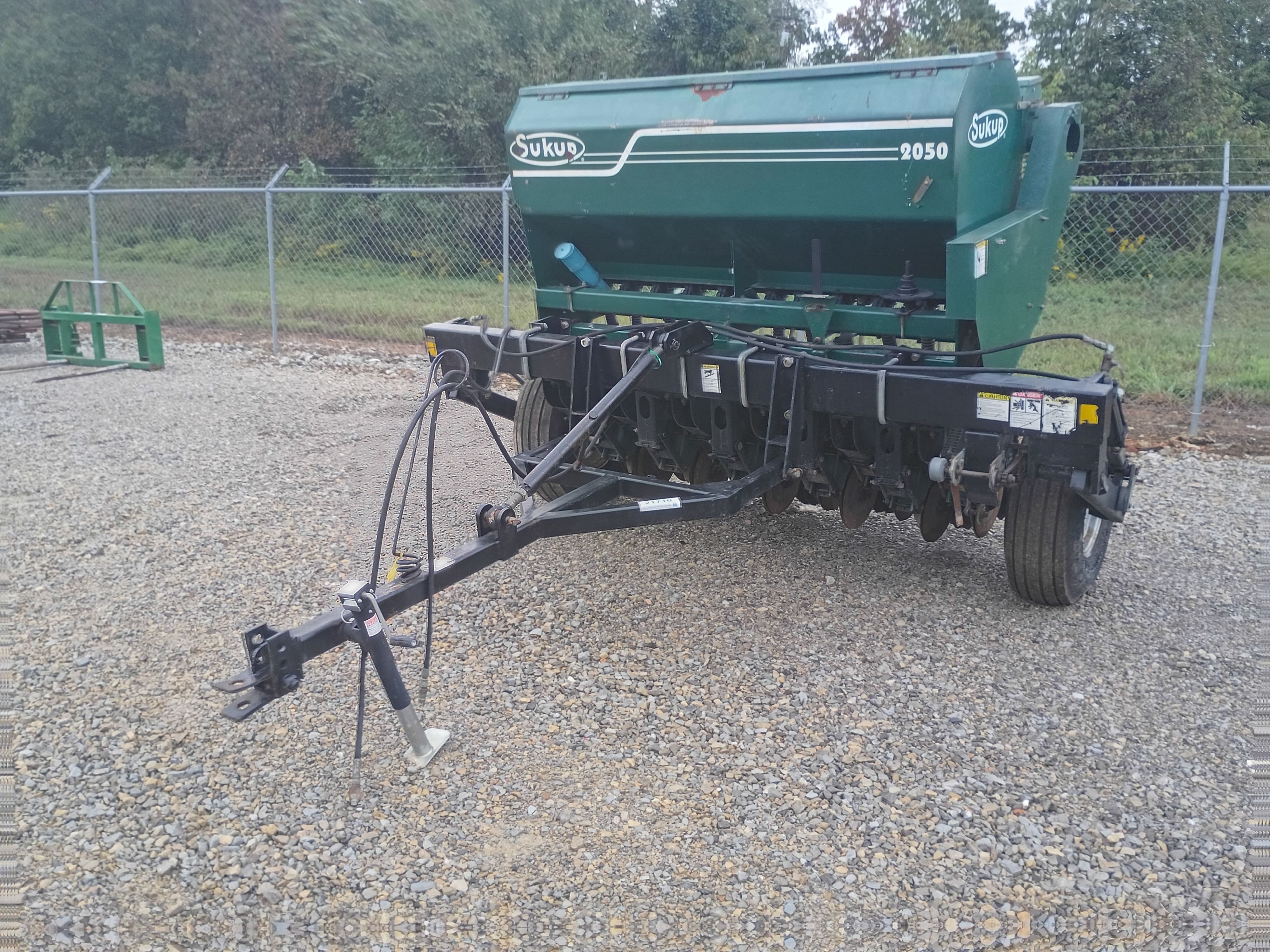 Sukup 2050 Equipment Image0