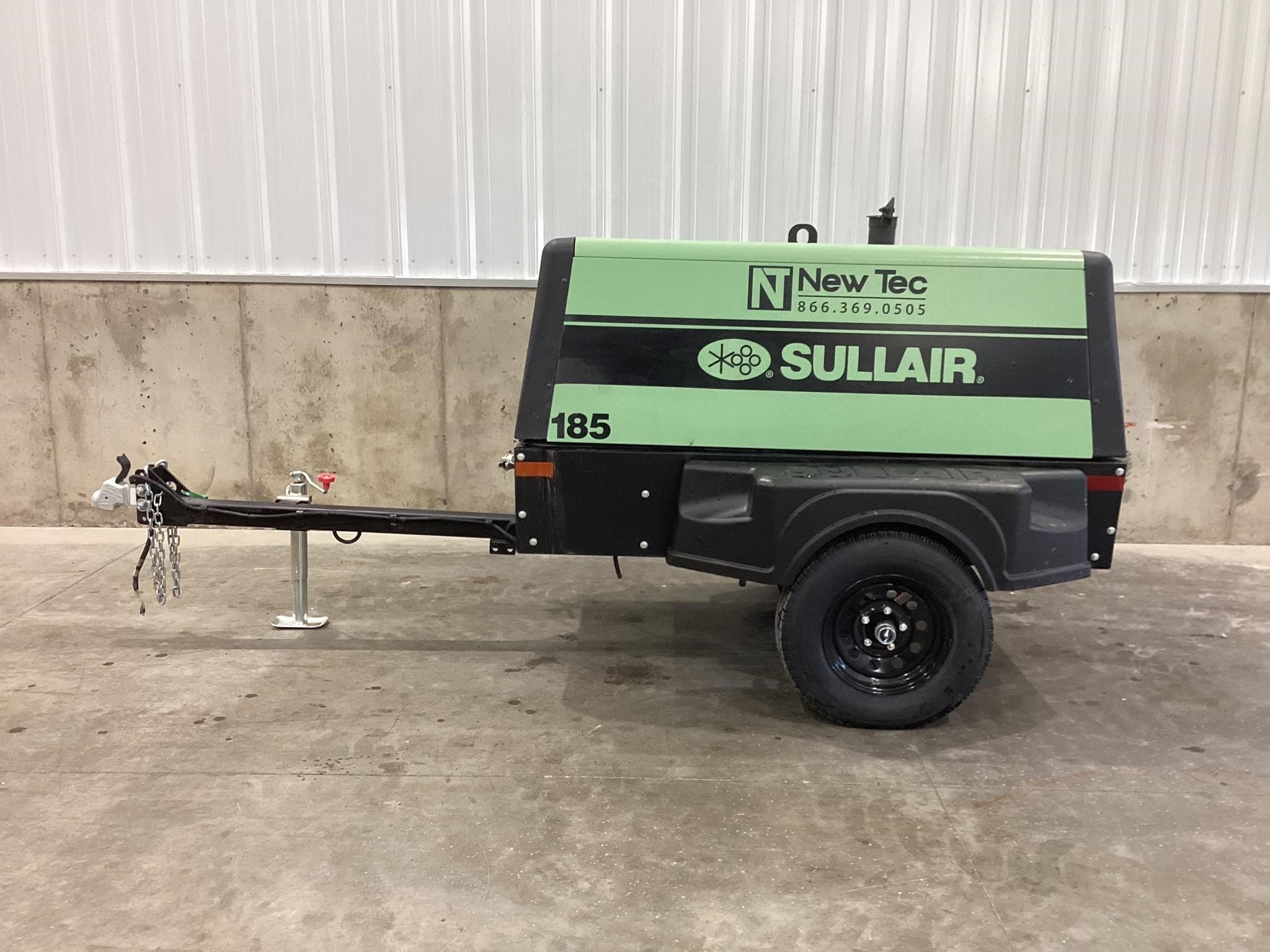 2024 Sullair 185 Equipment Image0